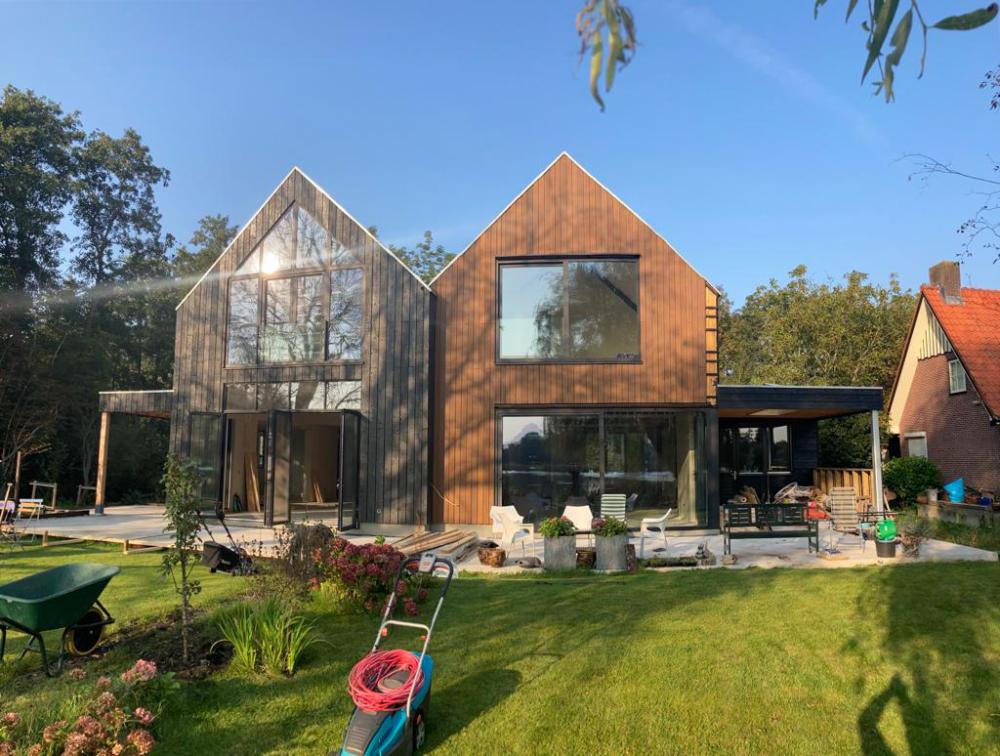 Nieuws: Afronding project Casco dubbel ecologisch woonhuis Uithoorn